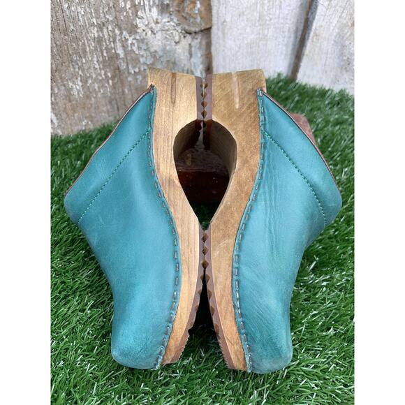 Sanita Sandra Forrest Green Leather Wooden Clogs EU36 - Picture 4 of 7